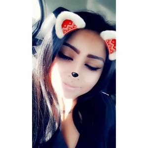 Meet your Posher, Eva